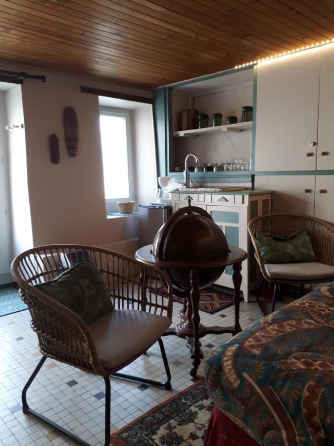 La Maison De Juliette En Bas Lascabanes Esterno foto