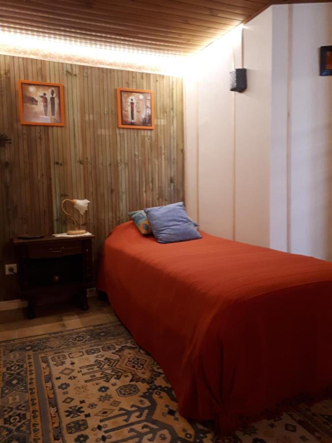 La Maison De Juliette En Bas Lascabanes Esterno foto
